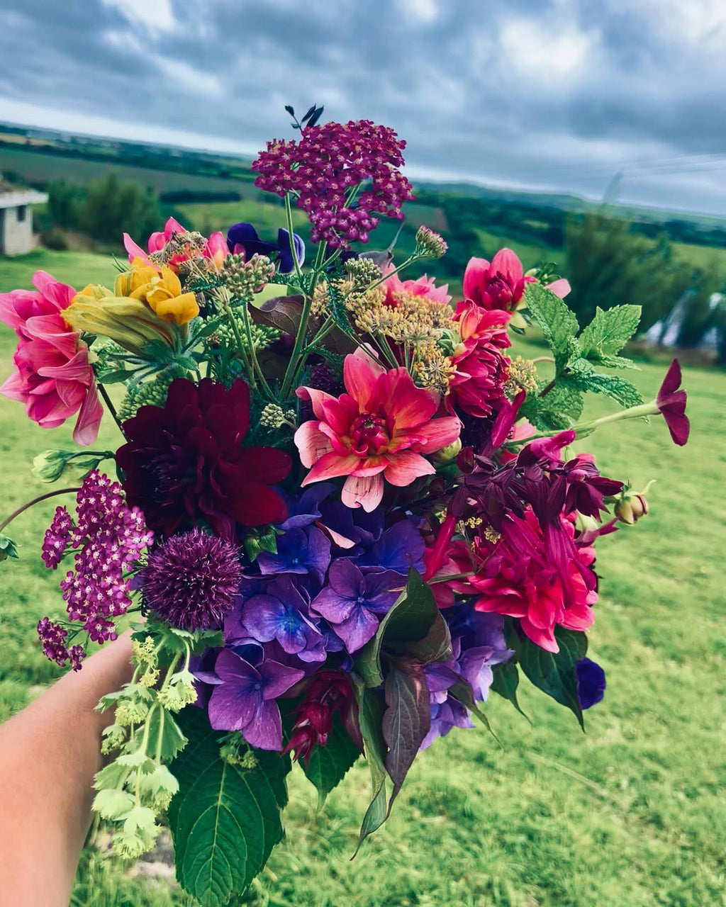 Medium Seasonal Bouquet